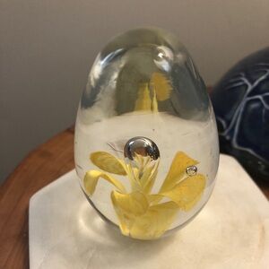 Flower Glass paperweight